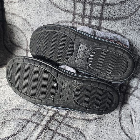 Skechers BOBS Too Cozy Faux Fur Slippers Cat Print - Picture 6 of 6